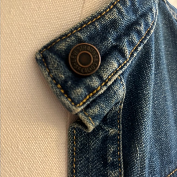 Levi Strauss Women’s Denim Jacket w/Stand Collar Jean, classic Trucker - Picture 7 of 9